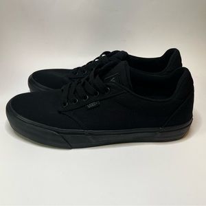 NWOT Vans Shoes Lace Up Sneakers Black Men’s 10.5 Low Top Skateboarding 721356